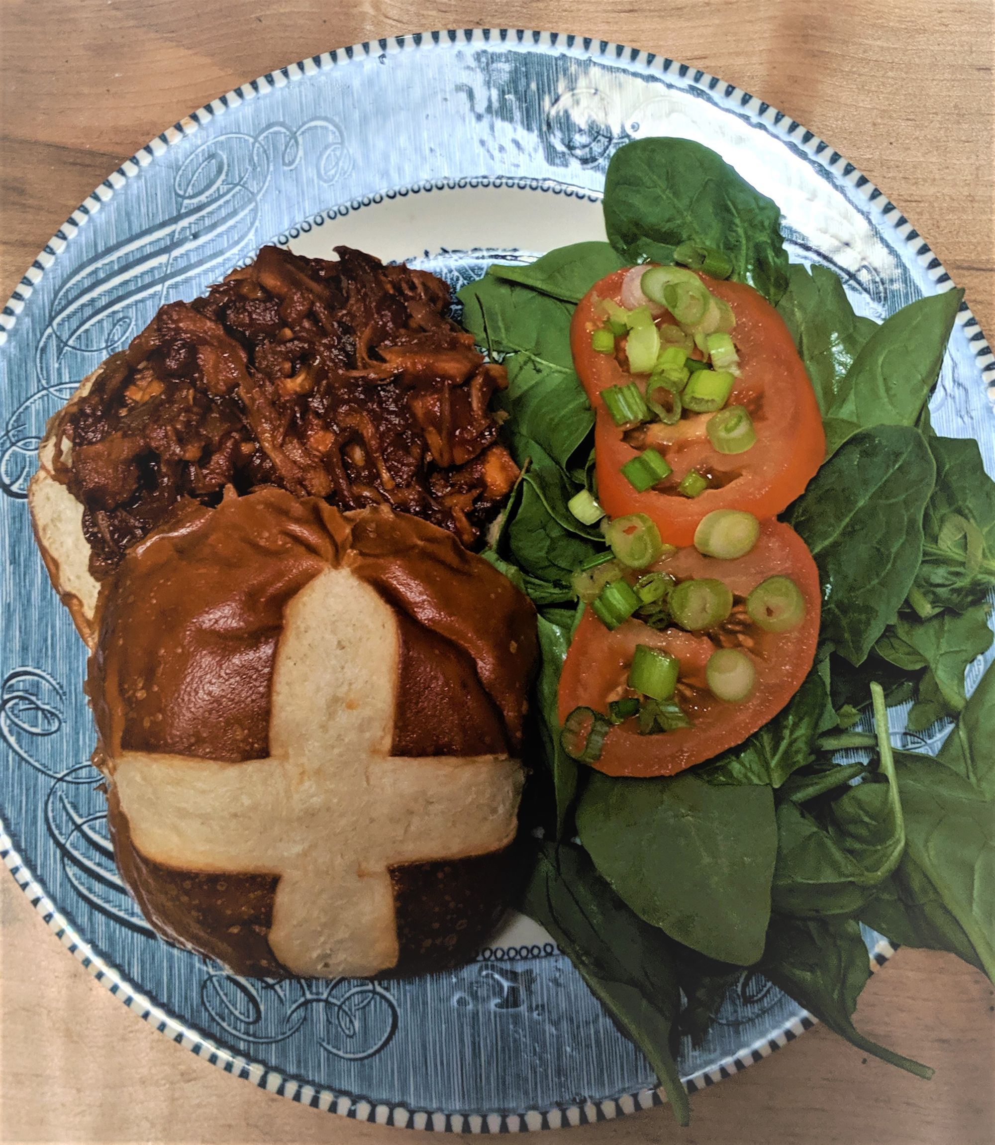 Juicy Pulled Jackfruit (Vegan Pulled Pork)