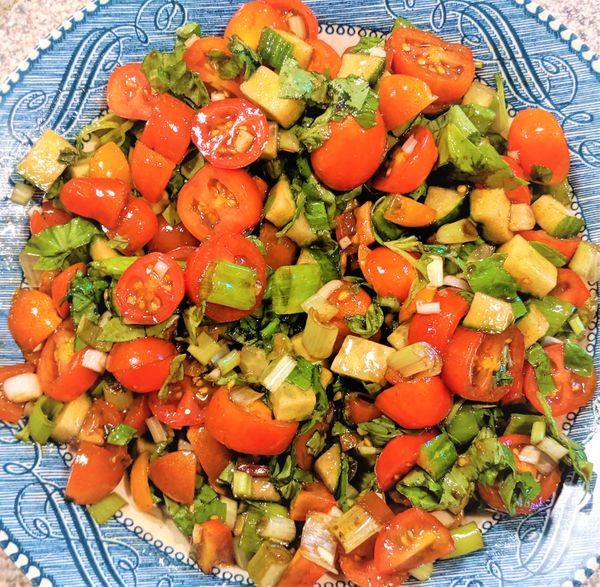 Two Minute Tasty Tomato Salad